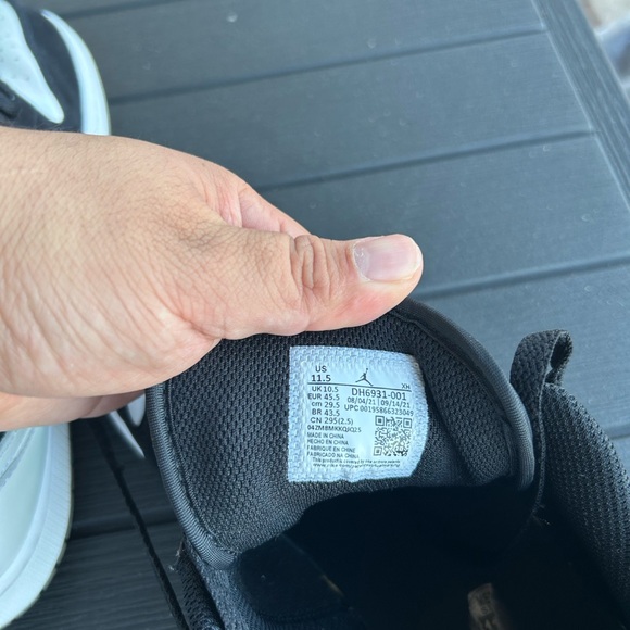 Nike Air Jordan 1 Low SE "Diamond Shorts" White/Black - Picture 4 of 7